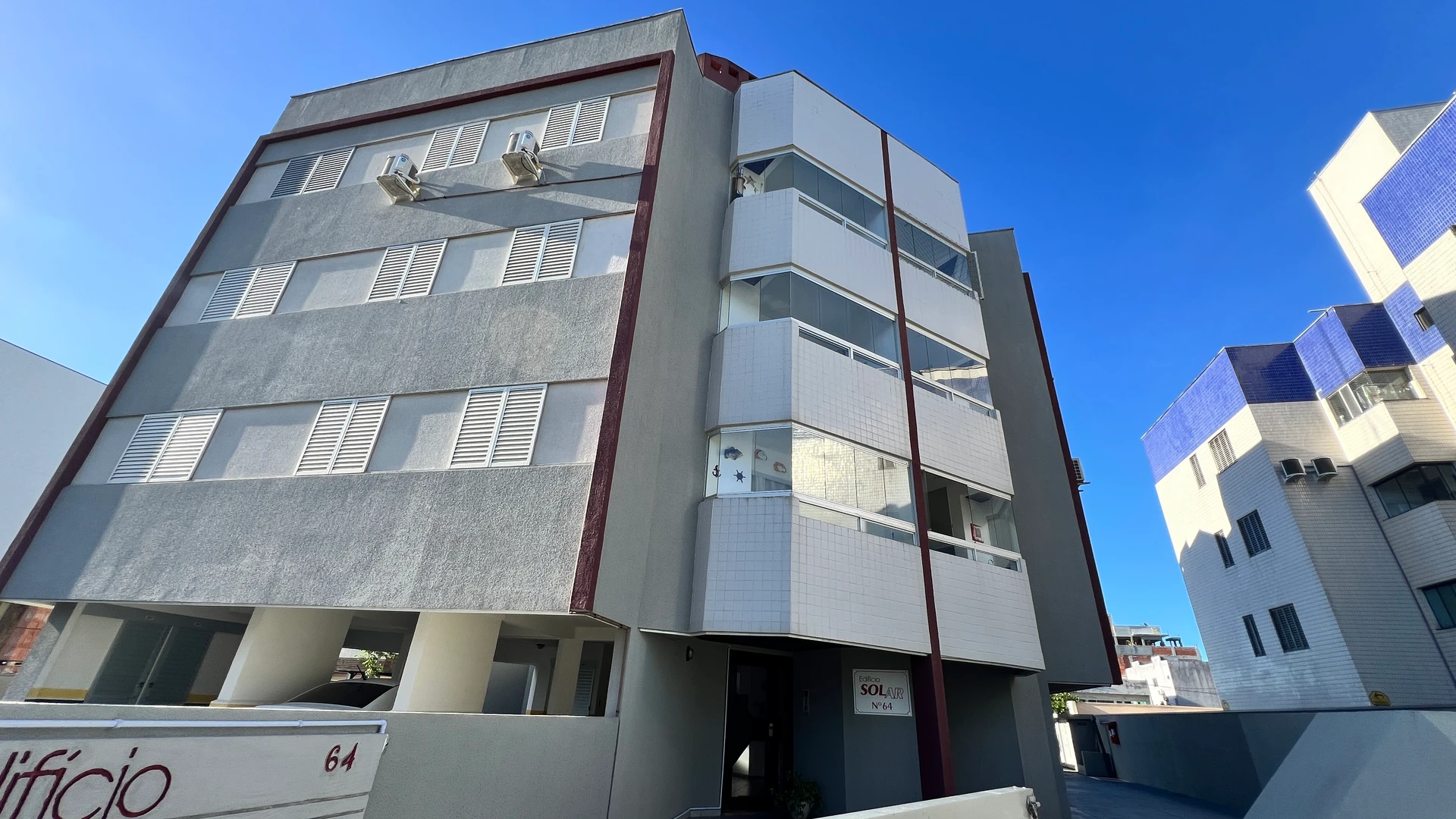 Apartamento Costa Azul REF:AP0172